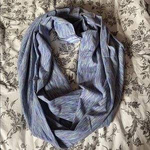 Ivivva scarf/Neck warmer